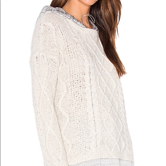 Cream knit sweater with hood, never worn. - Picture 4 of 8